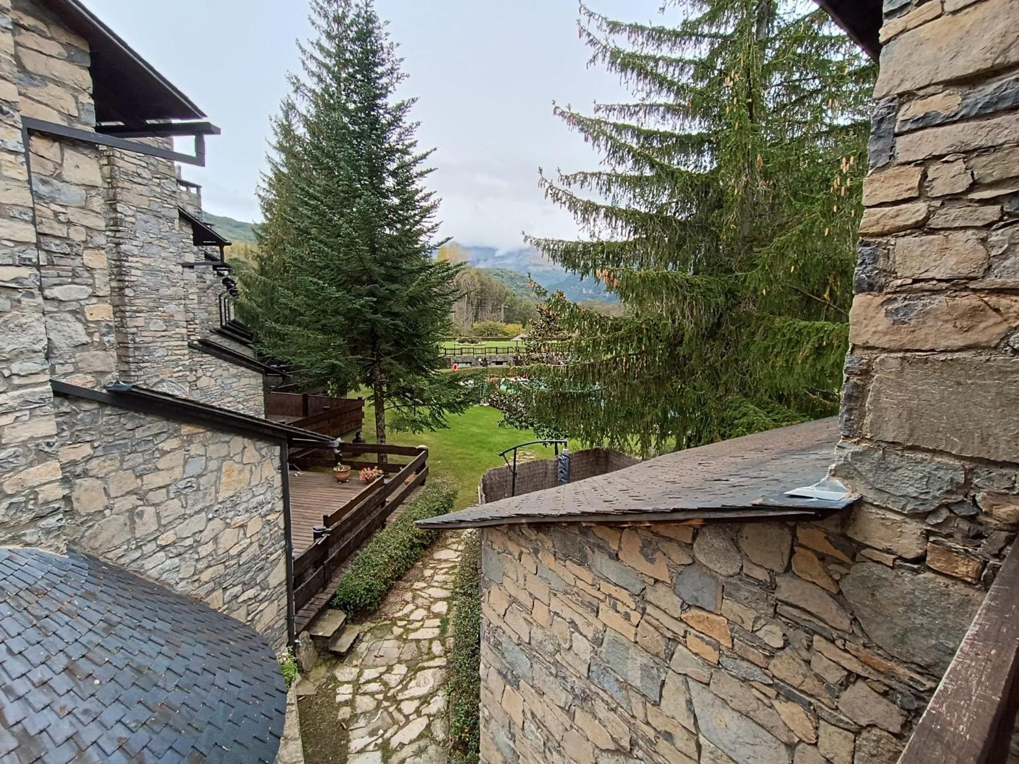 Residencial Linsoles Apartment Benasque Luaran gambar